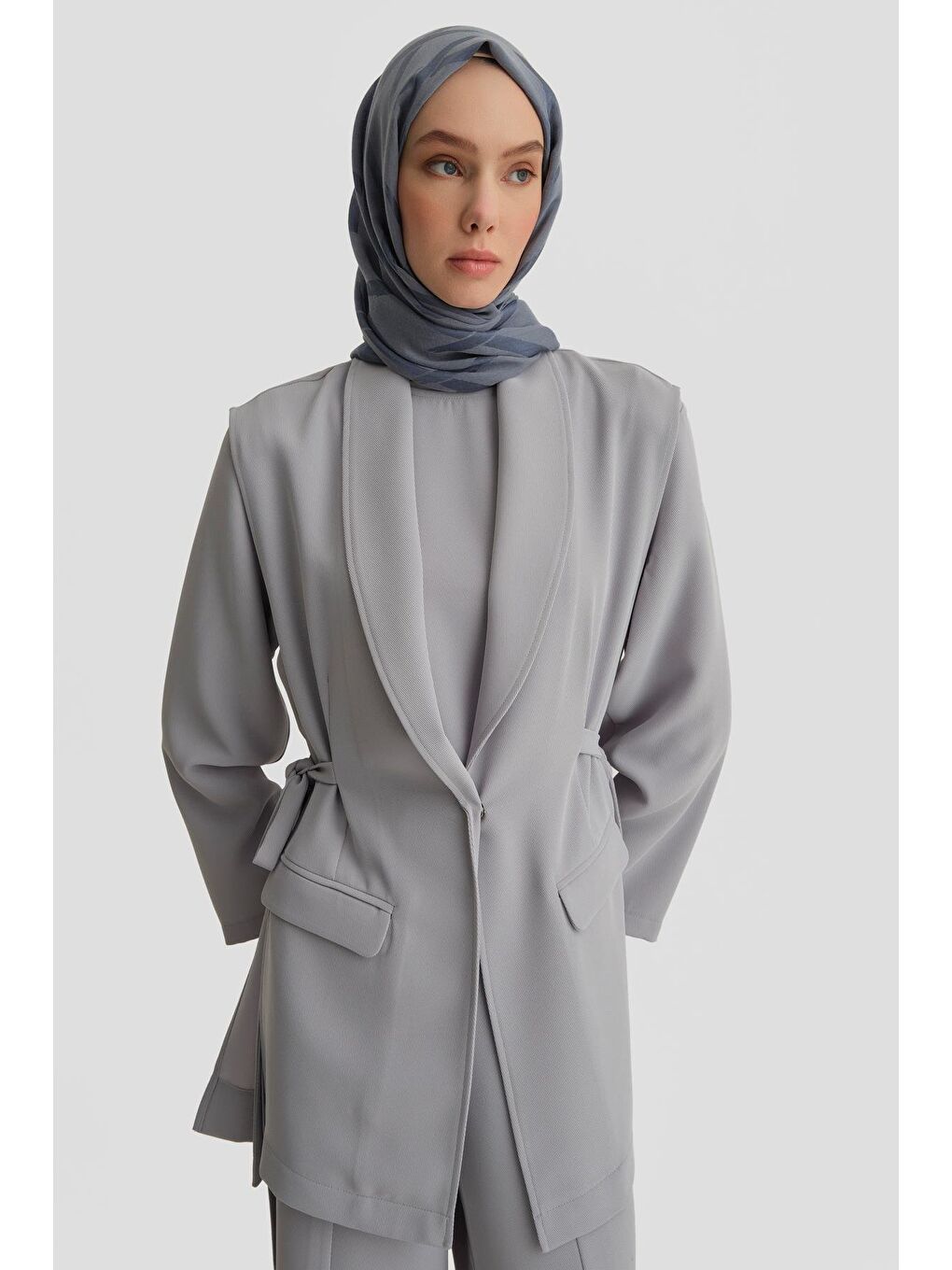 Yelekli Üçlü Takım 25Y6000 Gri-3