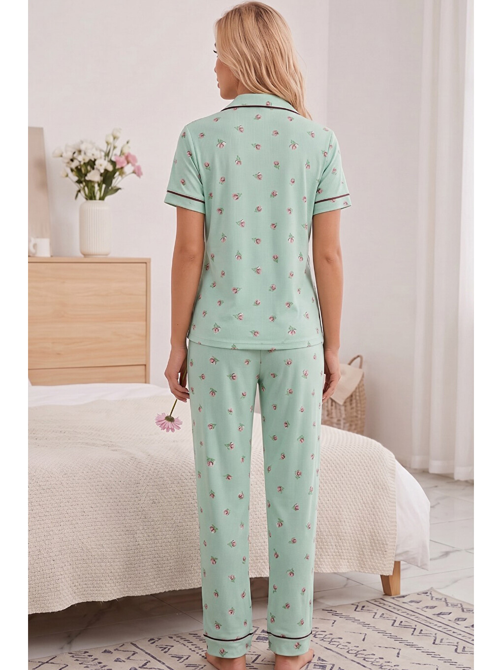 Yeşil Lale Desenli Bürümcük-krınkıl Kısa Kollu Düğmeli Biyeli Pijama Takım 7930-2