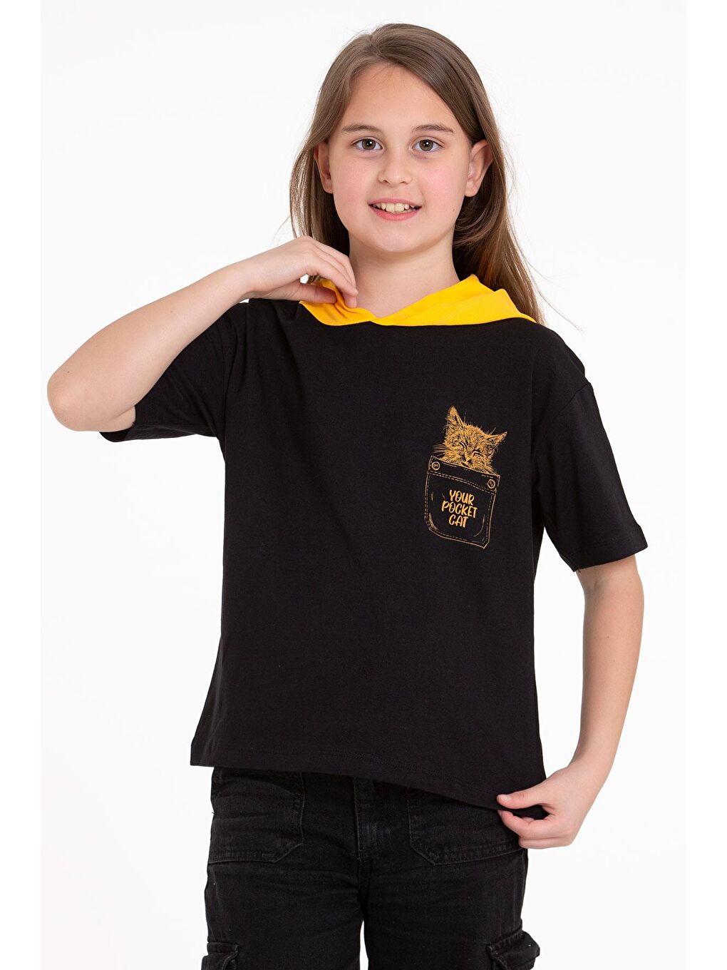 Kapüşonlu Kısa Kol Baskılı Siyah Renk Kız Çocuk Tshirt