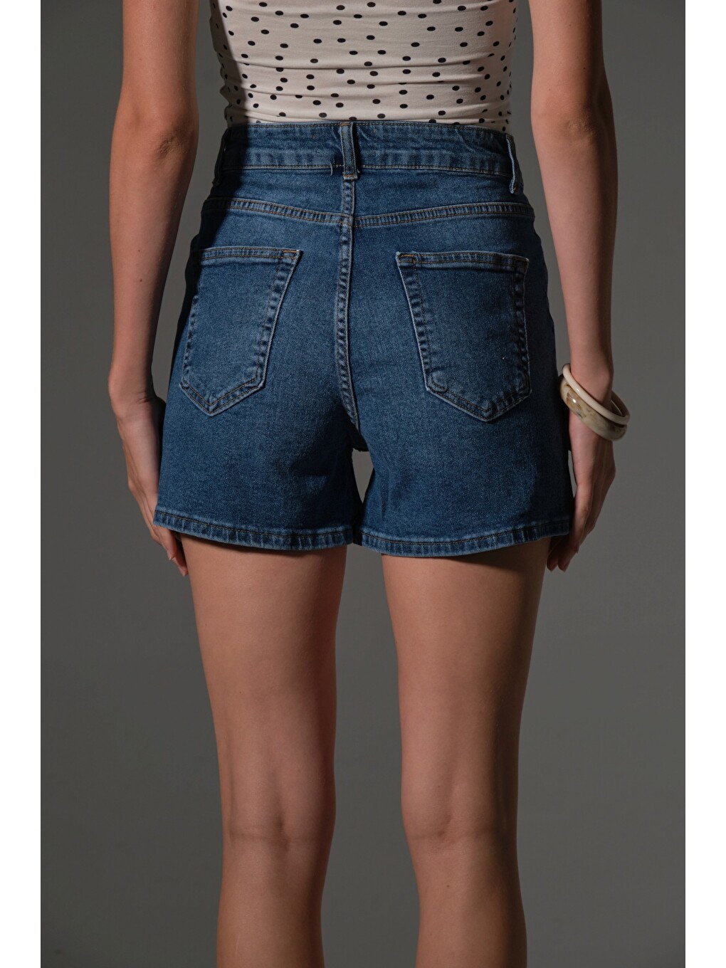 Mavi Esnek Denim Kumaş Pamuk Elastan 5 cep Jean mini kadın jean şort-3