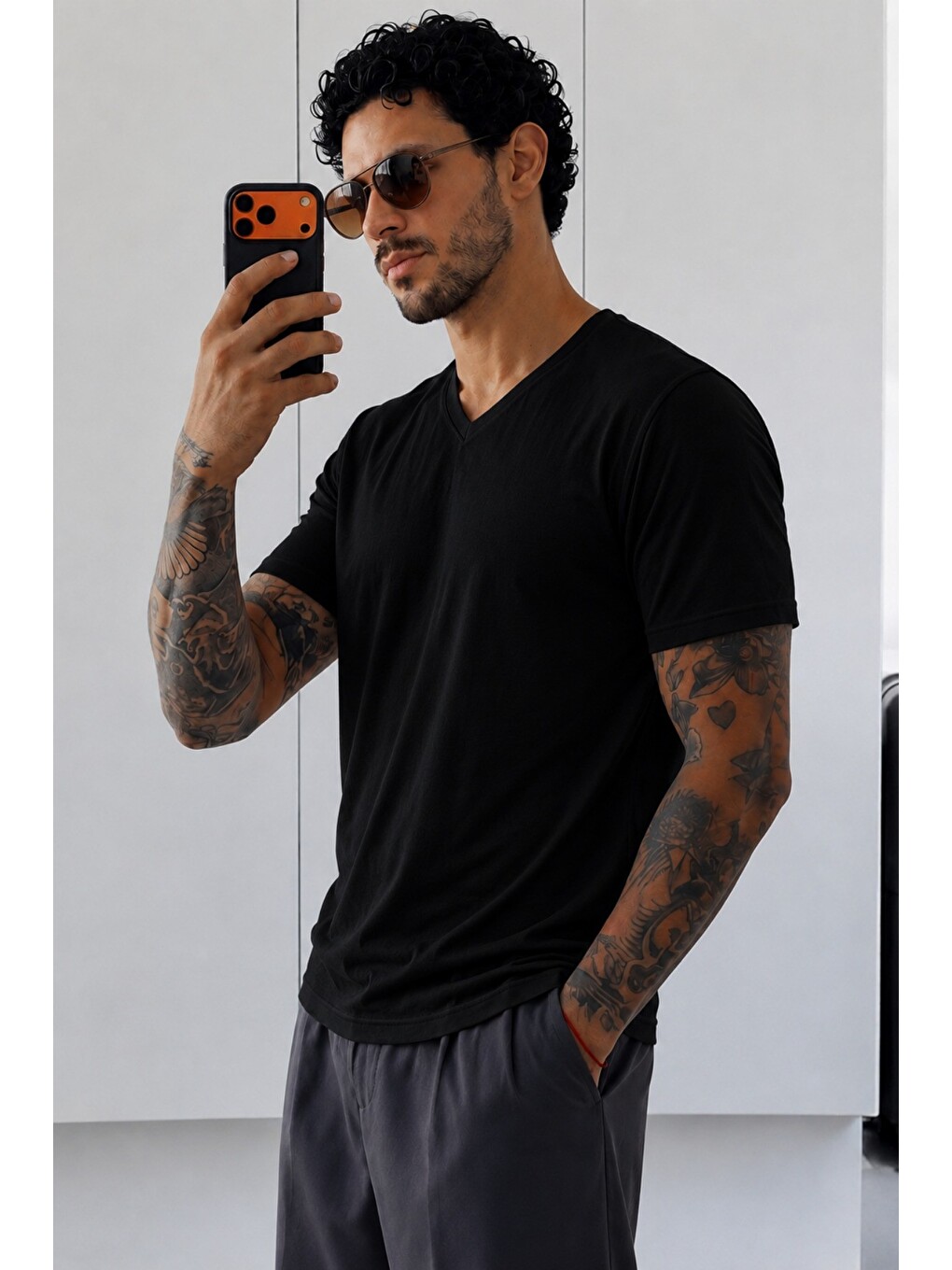 Siyah Erkek Flamlı Pamuklu V Yaka Basic Slim Fit Tişört Yazlık Günlük Tişört-1