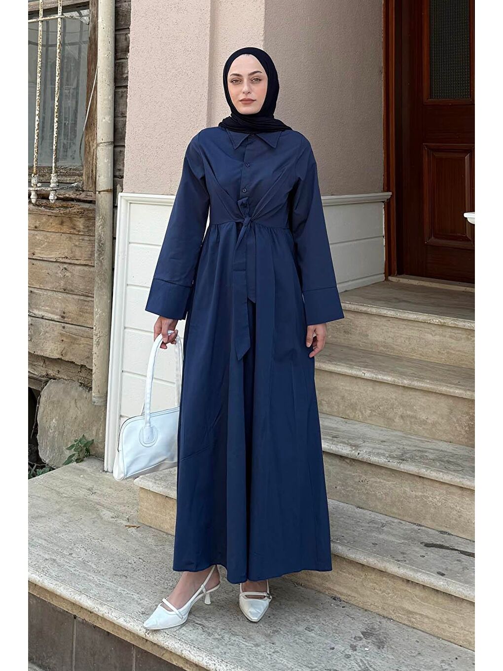 Ön Bağlama Detaylı Tesettür Elbise Lacivert