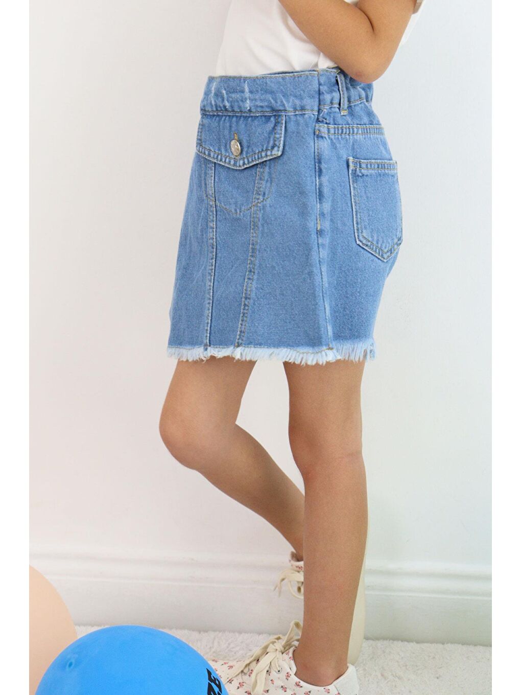 Kız Çocuk Jean Şort Etek Cep Detaylı Düğmeli Püsküllü Mavi (4-9 Yaş)-3
