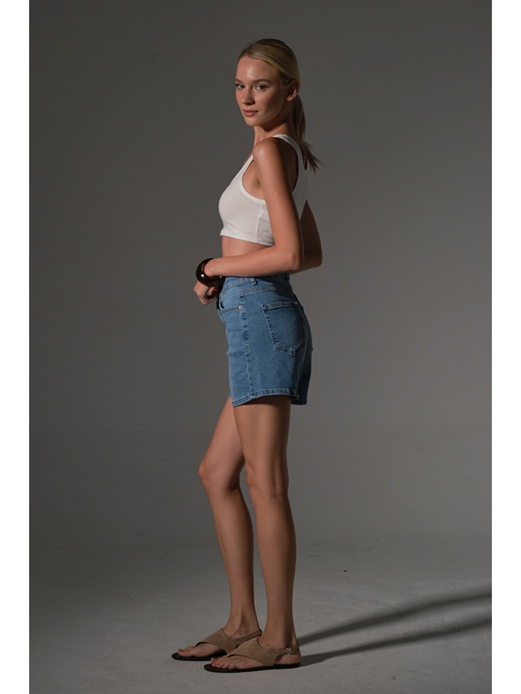 Mavi Esnek Denim Kumaş Pamuk Elastan 5 cep Jean mini kadın jean şort-2