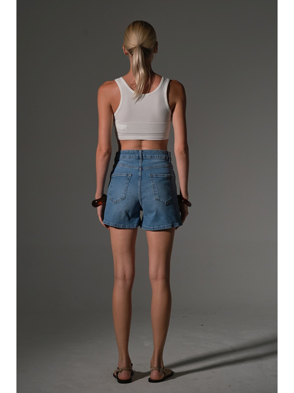 Mavi Esnek Denim Kumaş Pamuk Elastan 5 cep Jean mini kadın jean şort-5