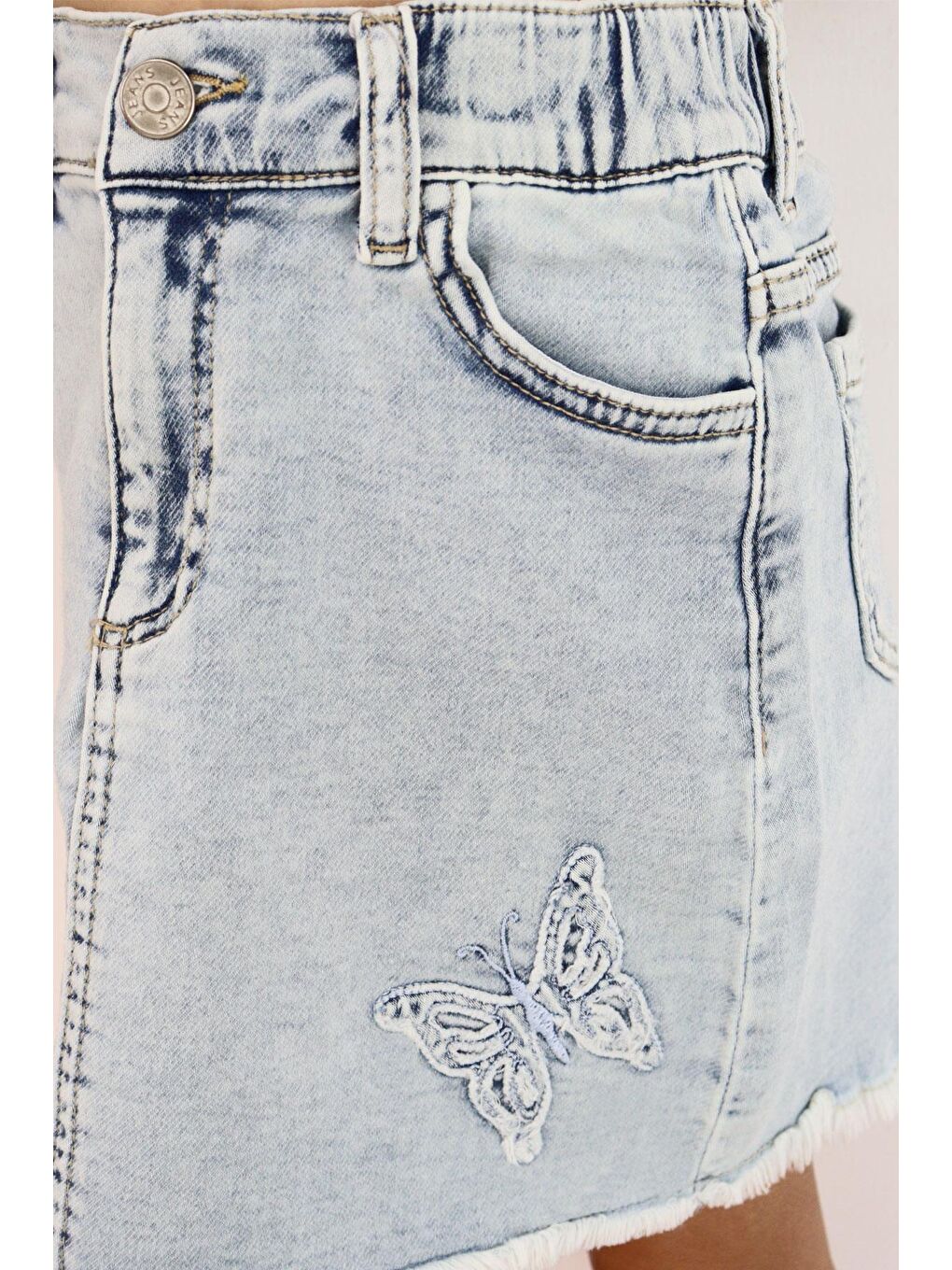 Kız Çocuk Jean Etek Kelebek Nakışlı Düğme Detaylı Açık Mavi (6-10 Yaş)-2
