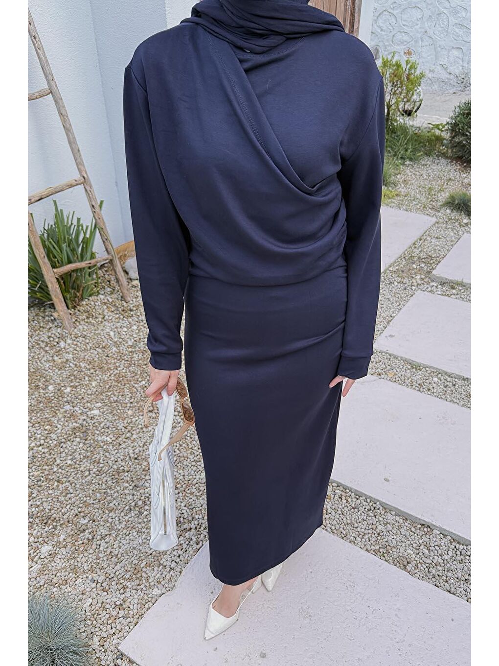Büzgülü Tesettür Elbise Lacivert-2