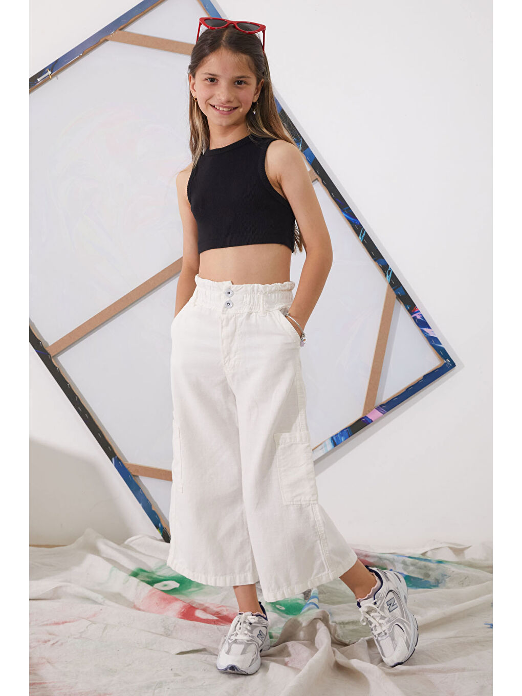 Beyaz Yüksek Bel Armürlü Kız Çocuk Pantolon 18926-1