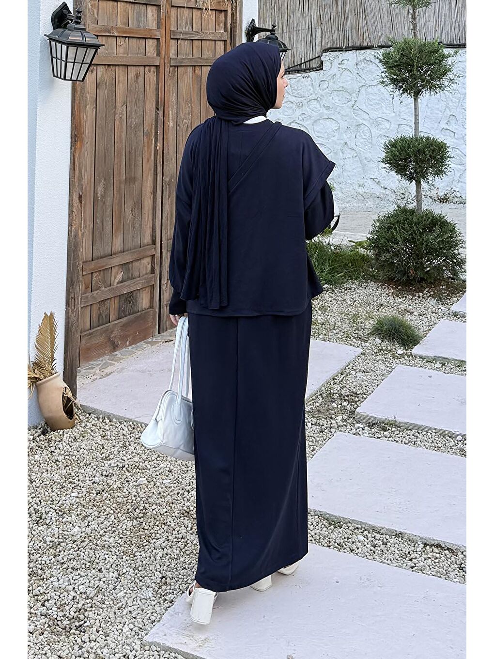 Büzgülü Tesettür Elbise Lacivert-3