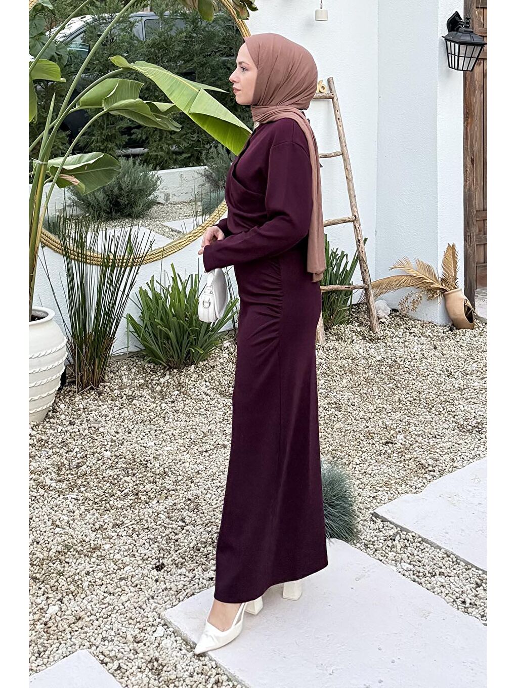 Büzgülü Tesettür Elbise Mürdüm-2