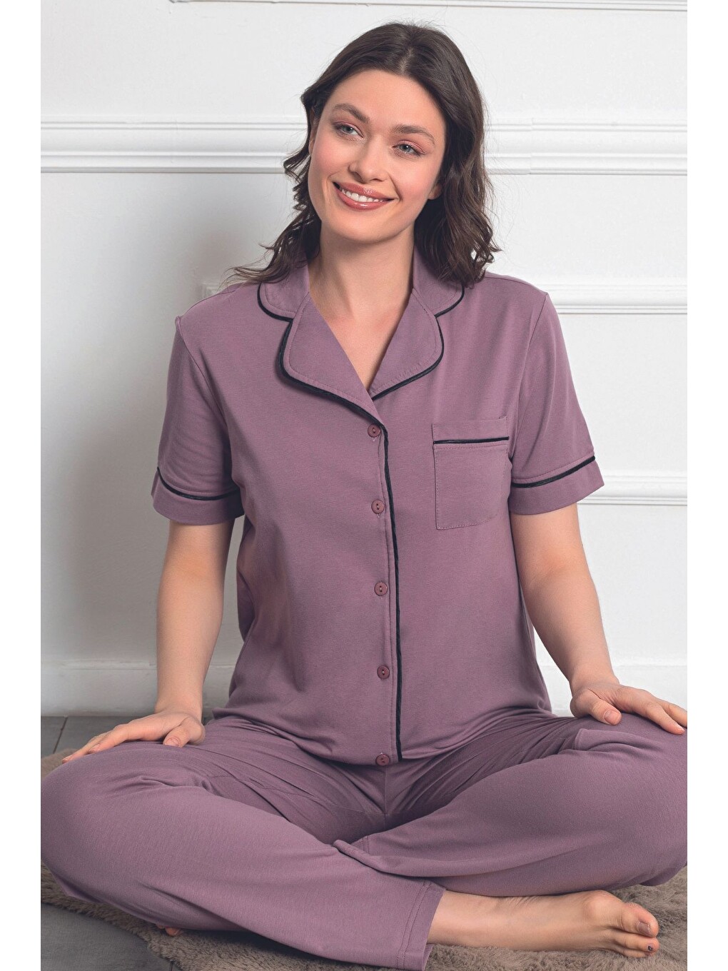 Mor kadın mor kısa kollu önden düğmeli cepli biyeli Elastanlı Pijama Takımı