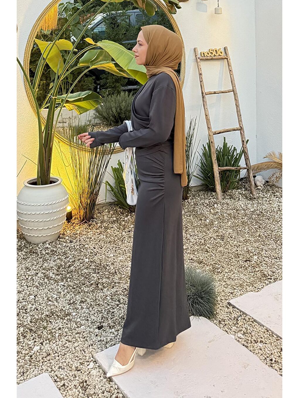 Büzgülü Tesettür Elbise Antrasit-3