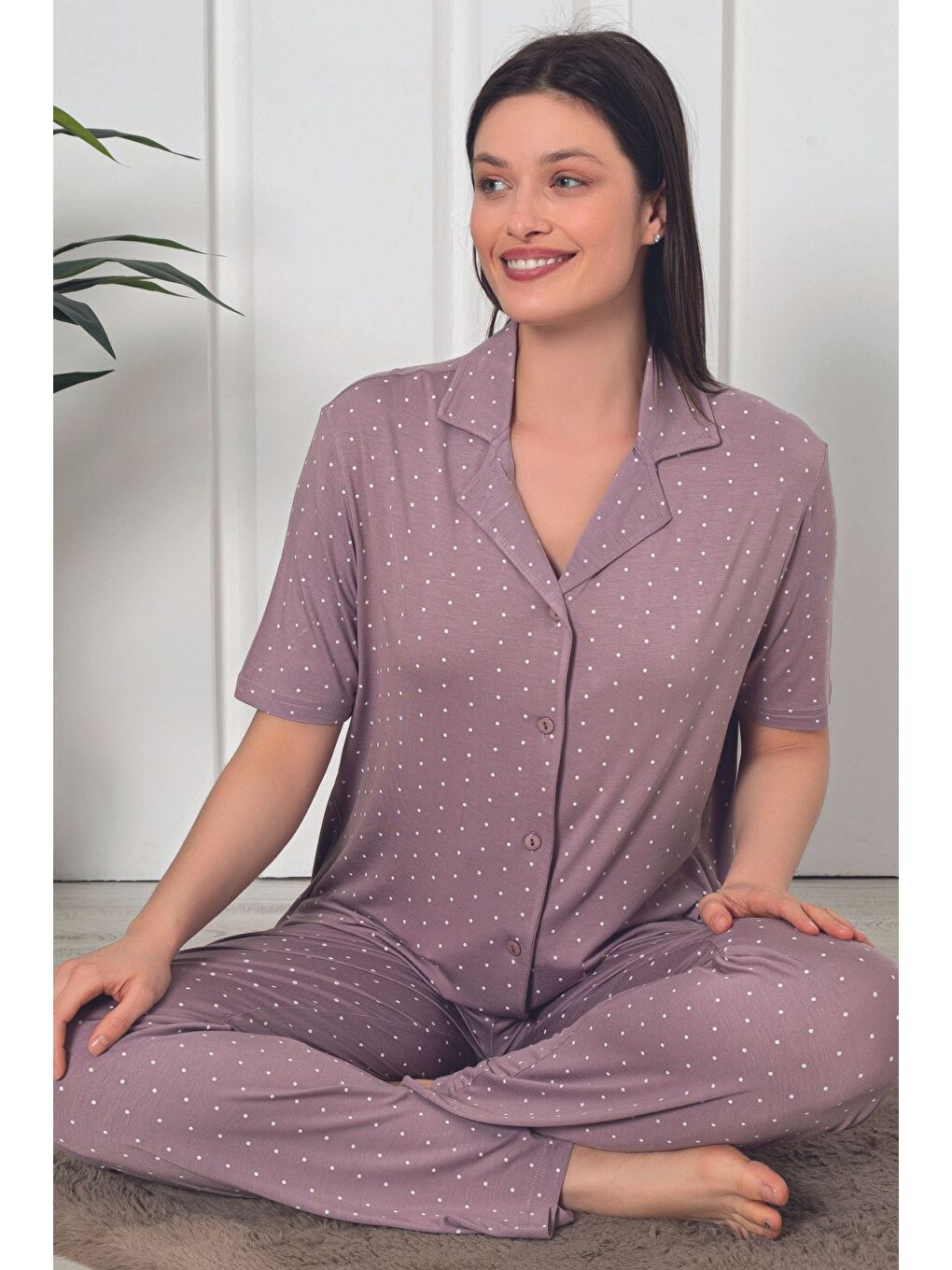 Mor leopar desenli önden düğmeli kısa kol kadın Pijama Takımı