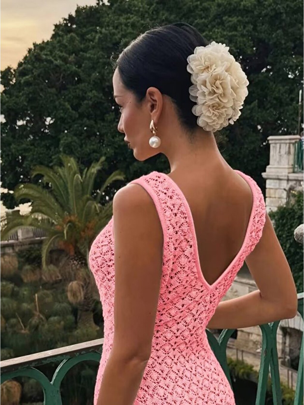 Pembe Kadın Askılı V Yakalı Uzun Triko Elbise-3