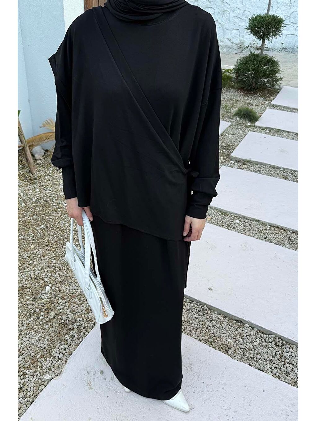 Büzgülü Tesettür Elbise Siyah-2