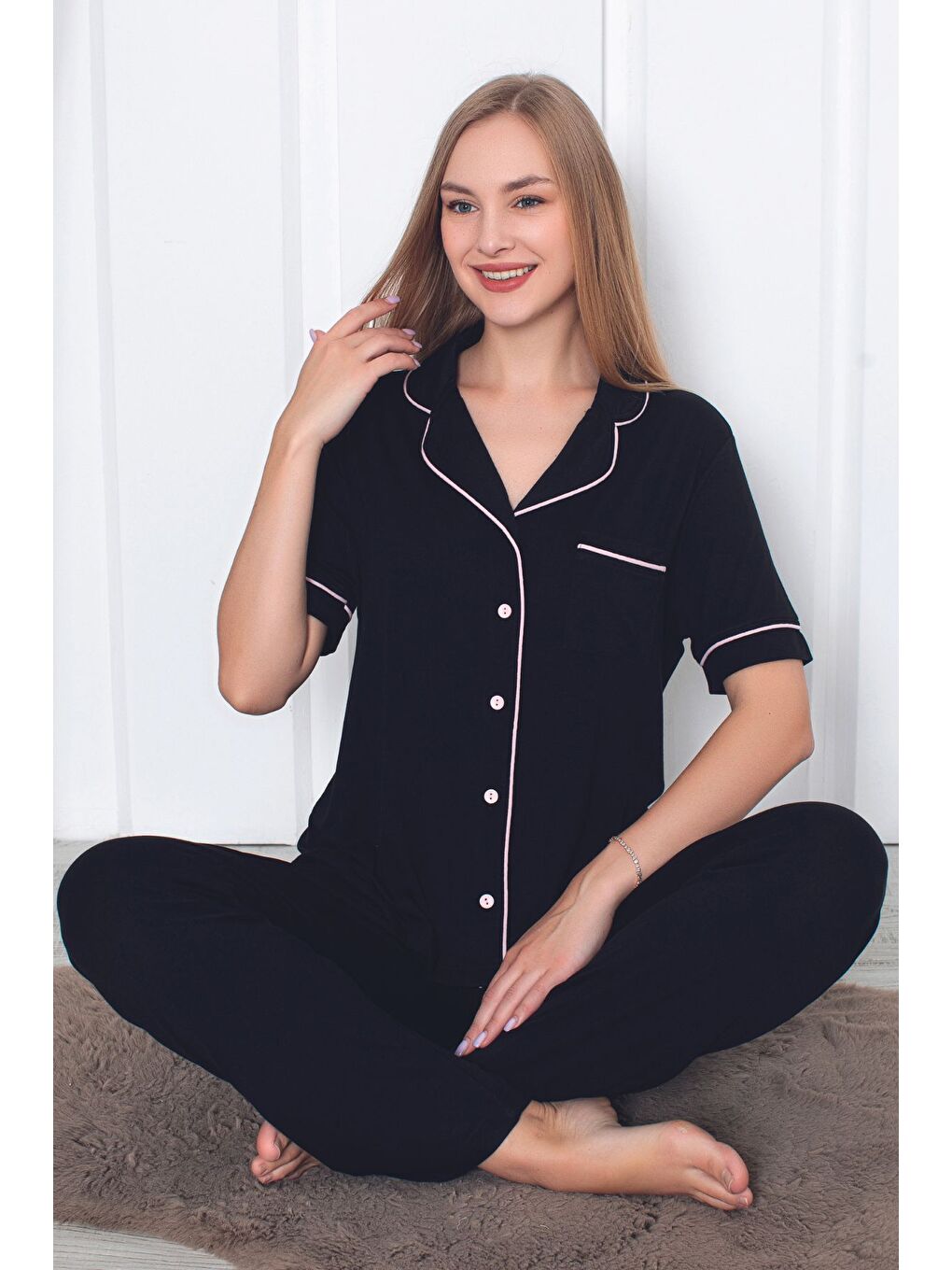 Siyah kadın mor kısa kollu önden düğmeli cepli biyeli Elastanlı Pijama Takımı