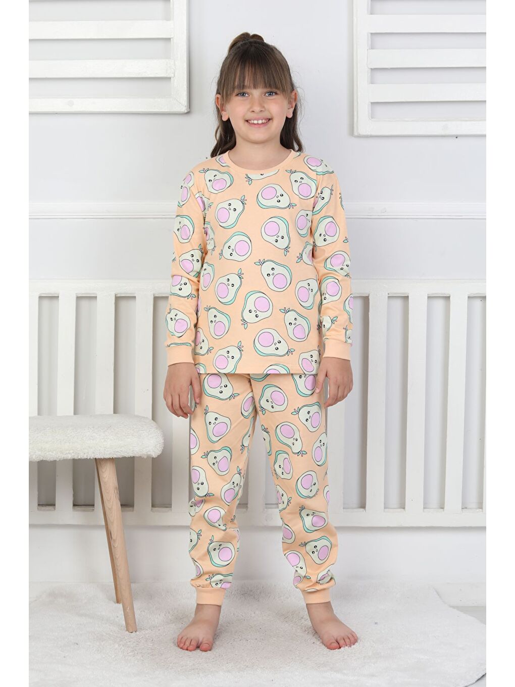 Pembe Cute Avocado Desenli Kız Çocuk Pijama Takımı