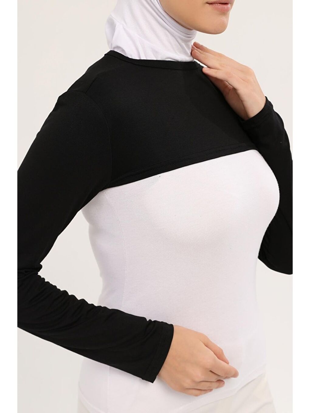 Siyah Sıfır Yakalı Boyunluklu Kolluk-2