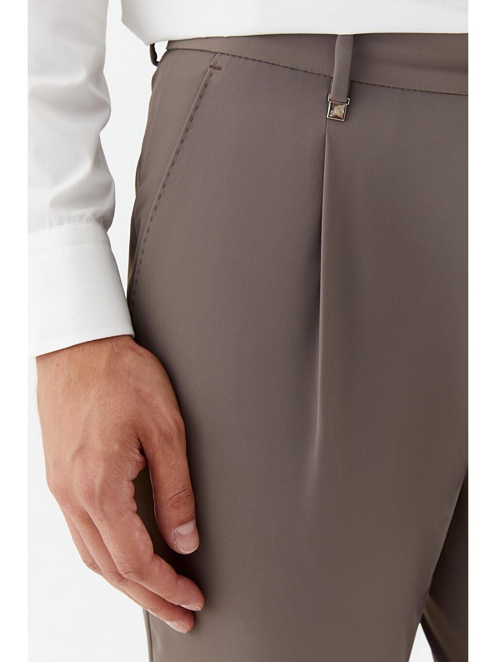 Kahverengi Erkek Koyu Vizon Normal Kesim Regular Fit Dokuma Yan Cep Normal Bel Pileli Chino Pantolon-3