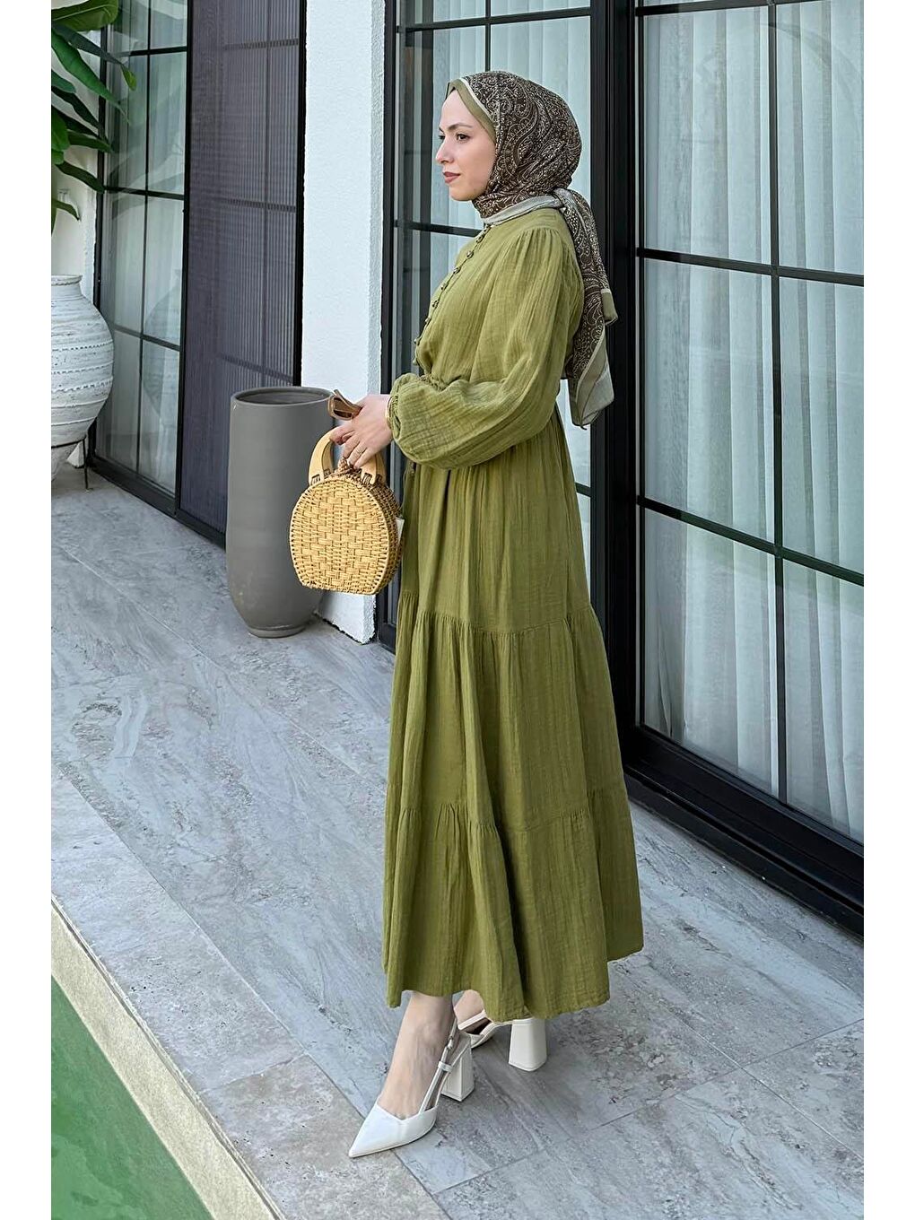 Bel Büzgülü Tesettür Elbise Çağla Yeşili-1