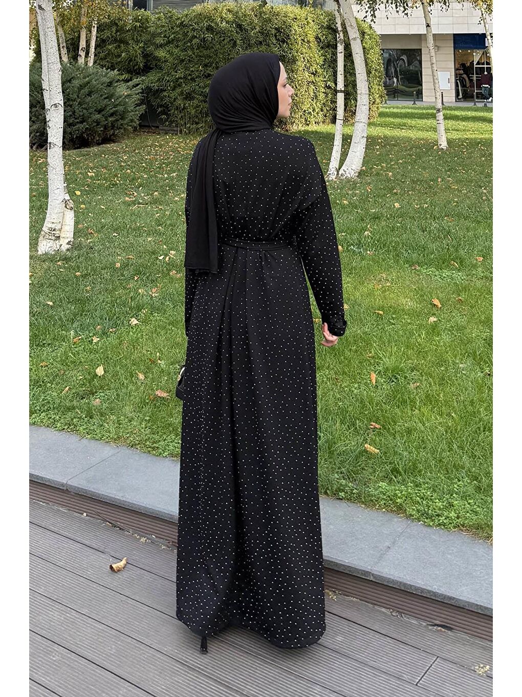 Taş Detaylı Tesettür Elbise Siyah-3