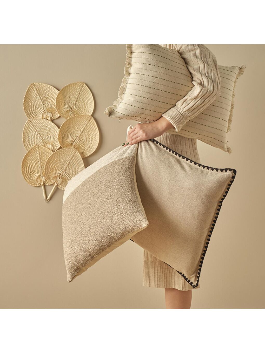 Themis Çoban Dikişli Kırlent Beyaz-2