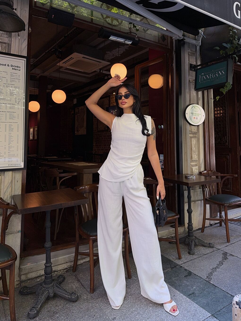 Beyaz Pantalon Asimetrik Bluz Keten Takım