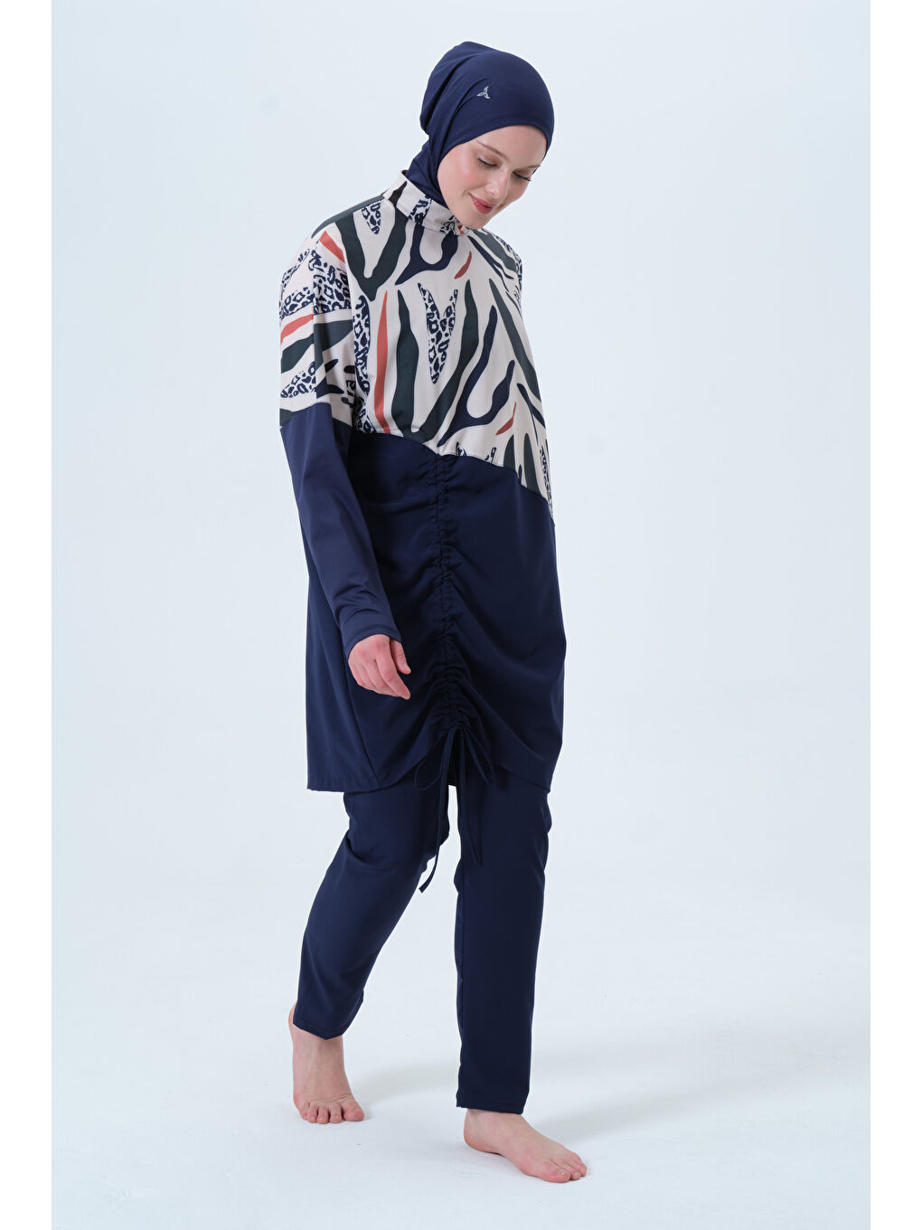 Lacivert Kadın Dik Yaka Yarasa Kol Elastanlı Kapalı Hızlı Kuruyan Tesettür Mayo