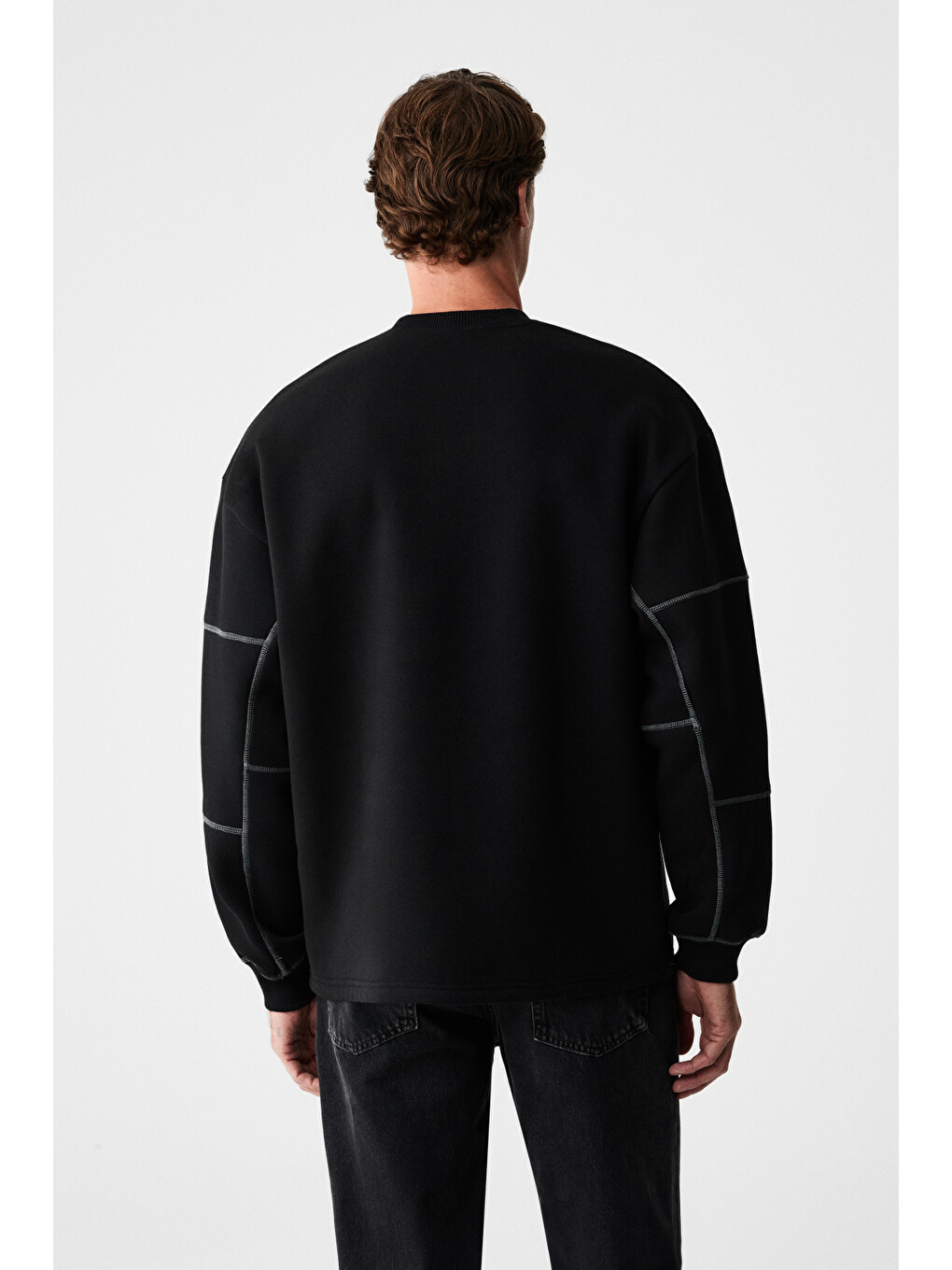 Hal Erkek Yuvarlak Yaka Önünde Ve Kollarında Süs Dikiş Detaylı Baskılı Regular Fit Siyah Sweatshirt-6