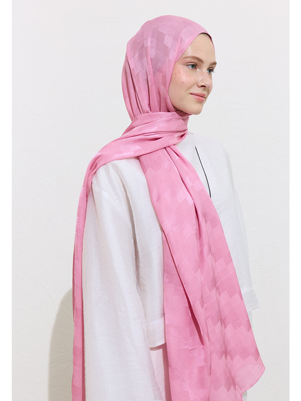 Nori İpeksi Jakar Şal Pembe