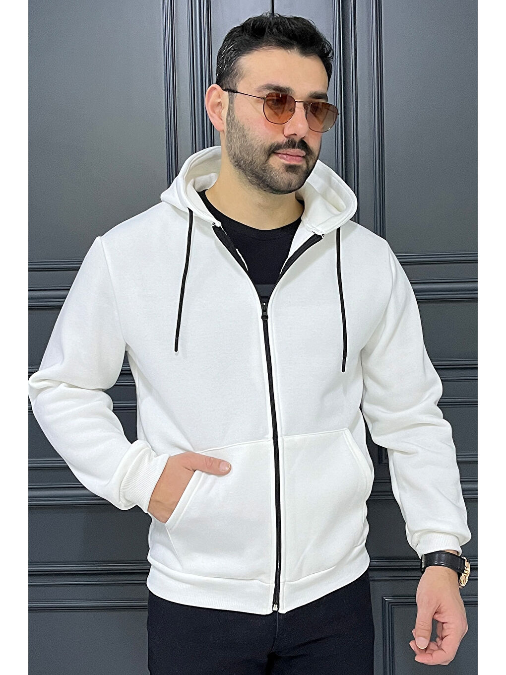 Mishar İtalia Beyaz Kapüşonlu Fermuarlı 3 İplik Şardonlu Sweatshirt