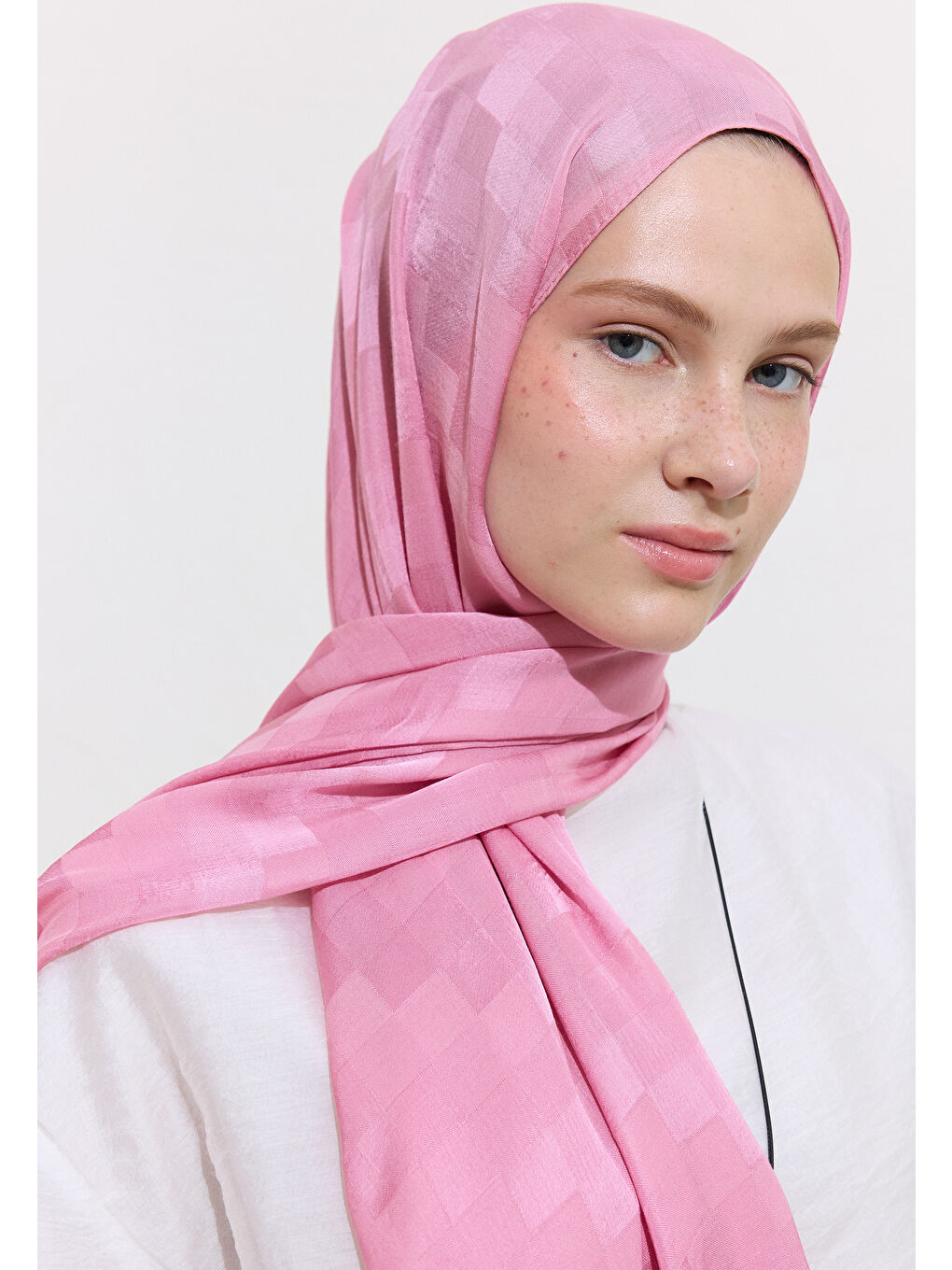 Nori İpeksi Jakar Şal Pembe-1