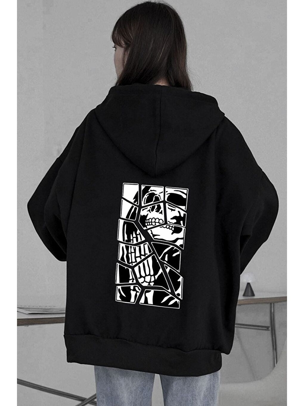 uyguntarz Siyah Unisex Skullcracked Baskılı Sweatshirt