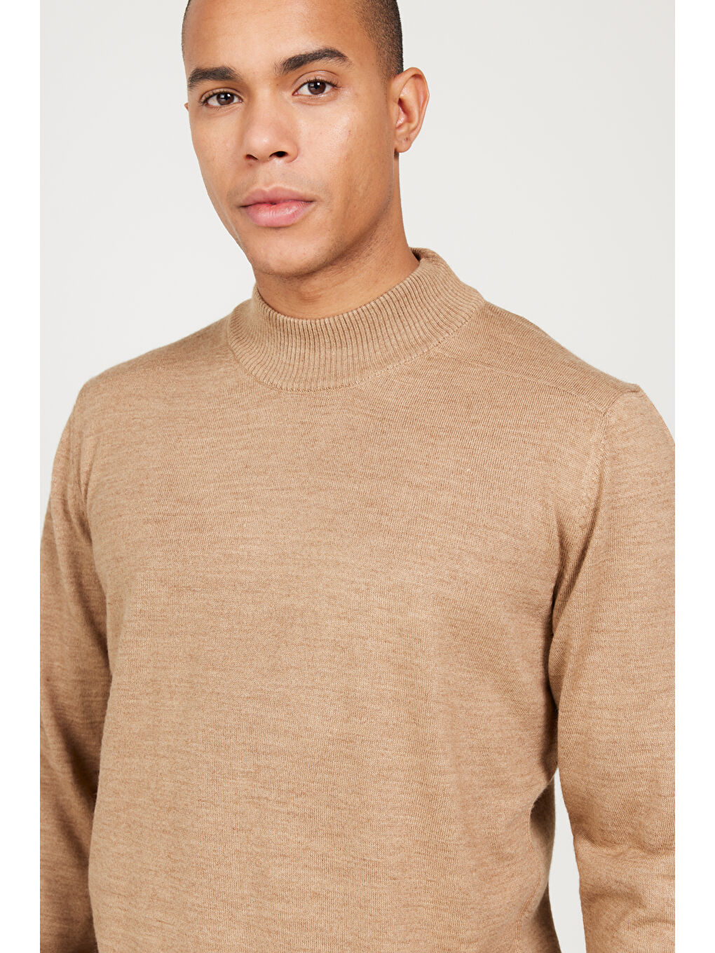 Bej Erkek Vizon Standart Fit Normal Kesim Yarım Balıkçı Yaka Triko Kazak-5