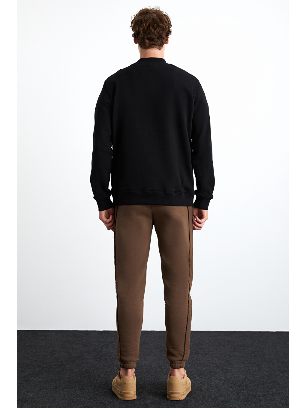 Chasey Erkek Organik Pamuklu Dik Yaka Baskılı Siyah Sweatshirt-5