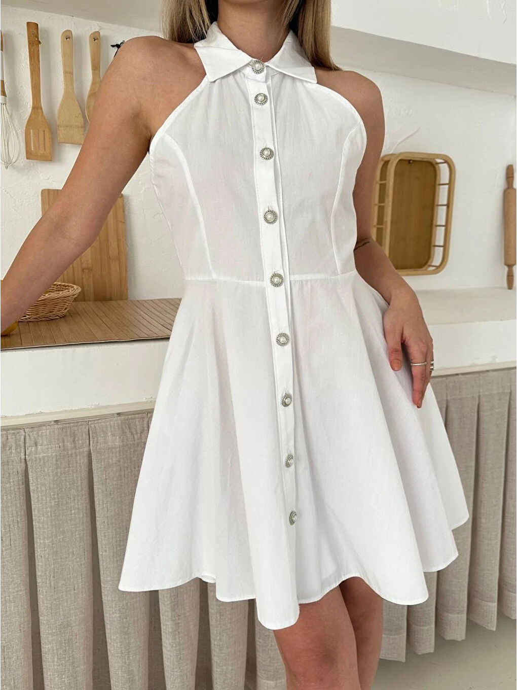 Önden Düğmeli Tasarım Elbise Beyaz-3