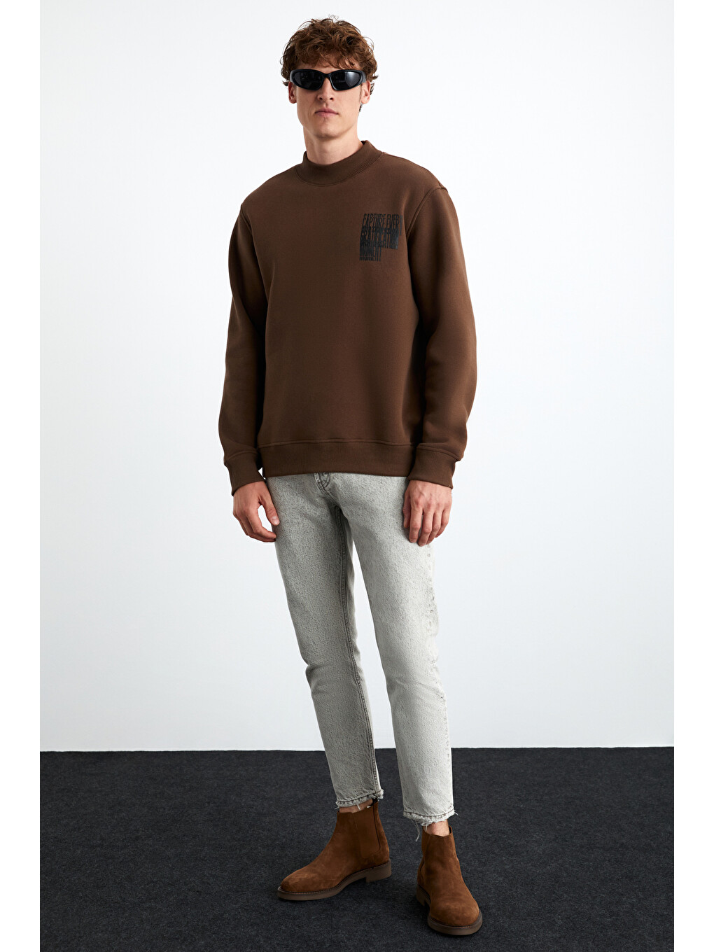 Kahverengi Chasey Erkek Organik Pamuklu Dik Yaka Baskılı Acı Kahve Sweatshirt-3