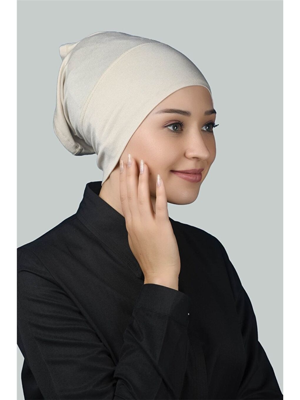 Altobeh Ekru Hazır Pratik Geçmeli Uzun Boru Tesettür Bonesi
