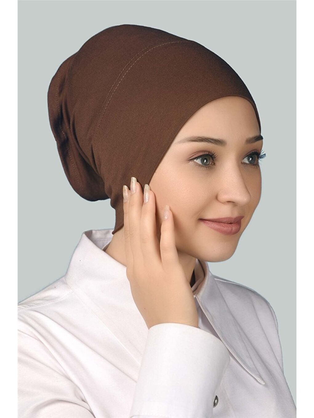 Kahverengi Hazır Pratik Geçmeli Uzun Boru Tesettür Bonesi