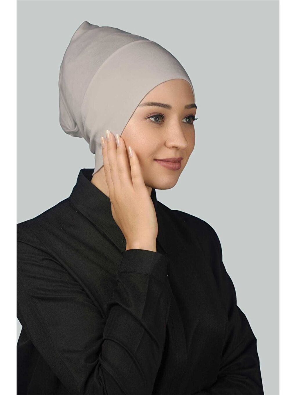 Altobeh Bej Hazır Pratik Geçmeli Uzun Boru Tesettür Bonesi