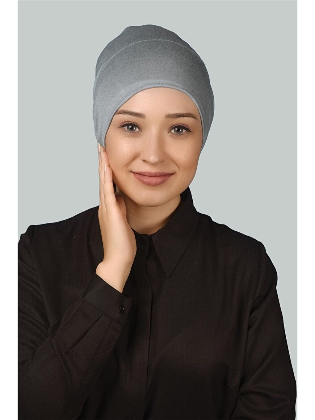 Gri Hazır Pratik Geçmeli Uzun Boru Tesettür Bonesi-1