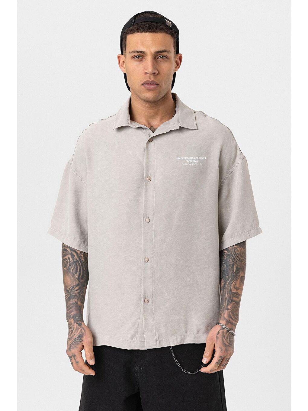 Yıkamalı Oversize Kısa Kol Baskılı Gömlek Bej