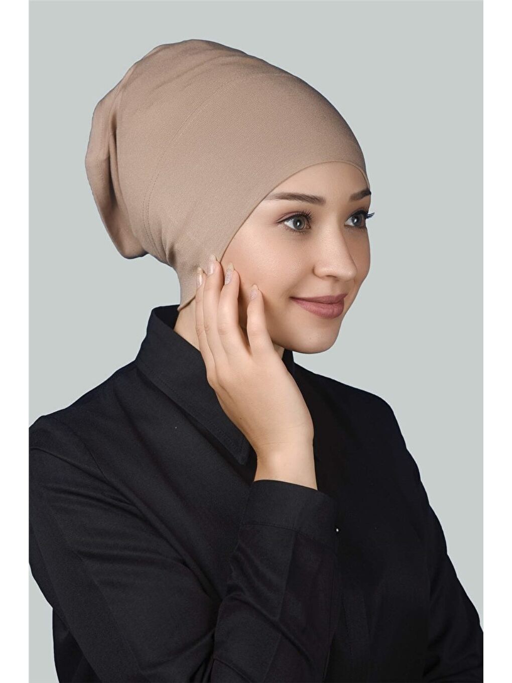 Altobeh Bej Hazır Pratik Geçmeli Uzun Boru Tesettür Bonesi