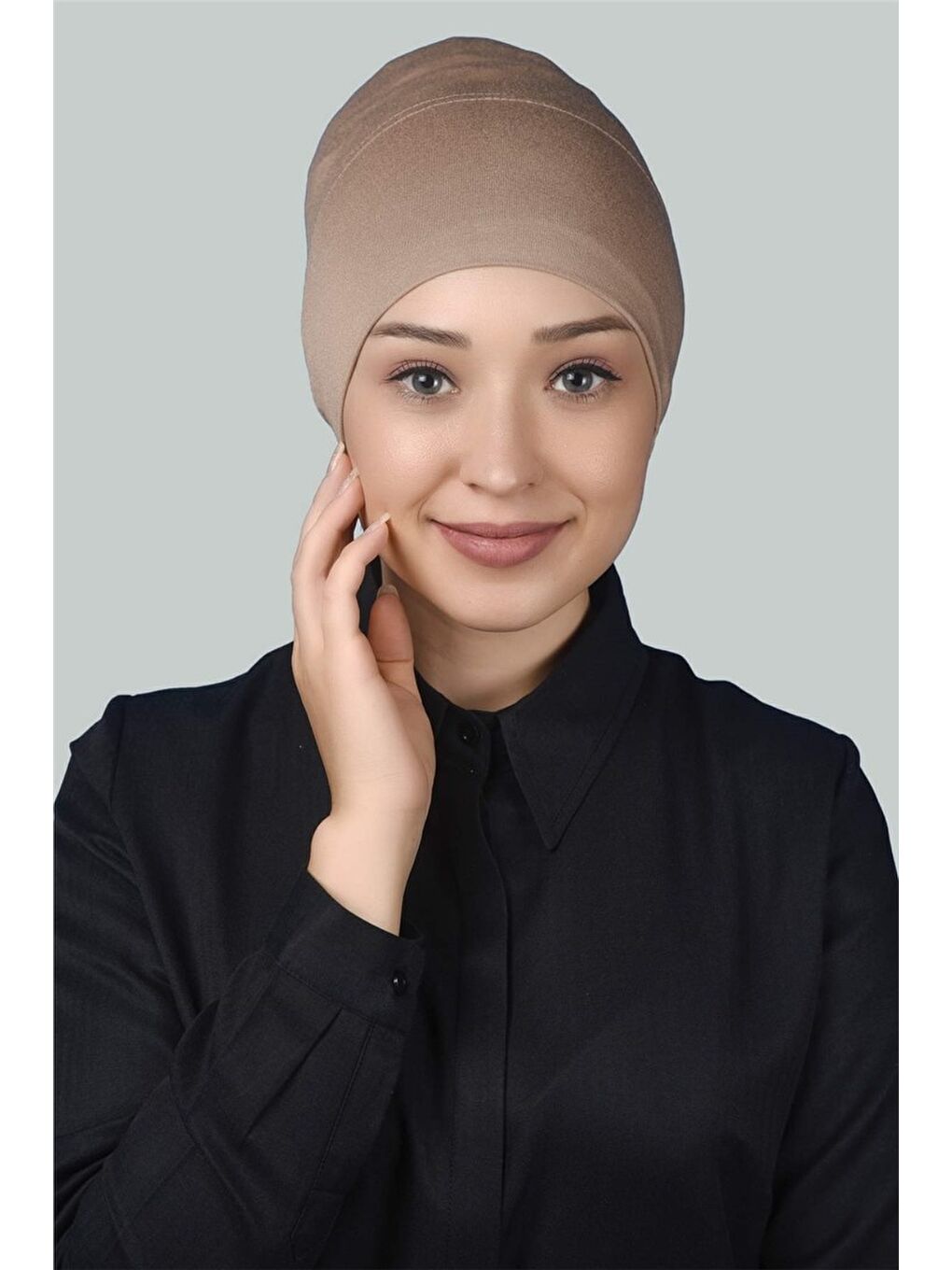 Altobeh Bej Hazır Pratik Geçmeli Uzun Boru Tesettür Bonesi - 1