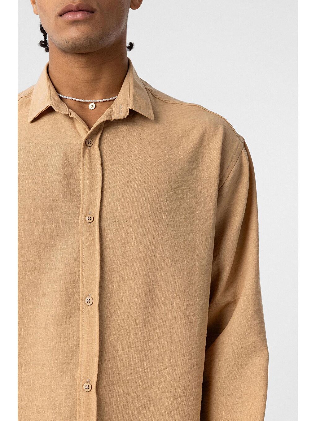 Kahverengi Basic Oversize Uzun Kol Keten Görünümlü Gömlek Camel-3