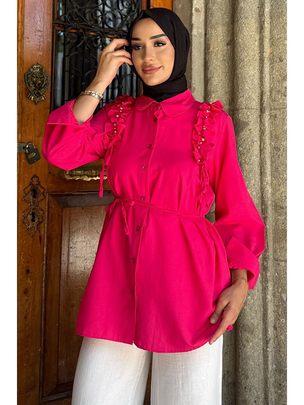 Fuşya Omuz Büzgülü İncili Tesettür Gömlek Tunik