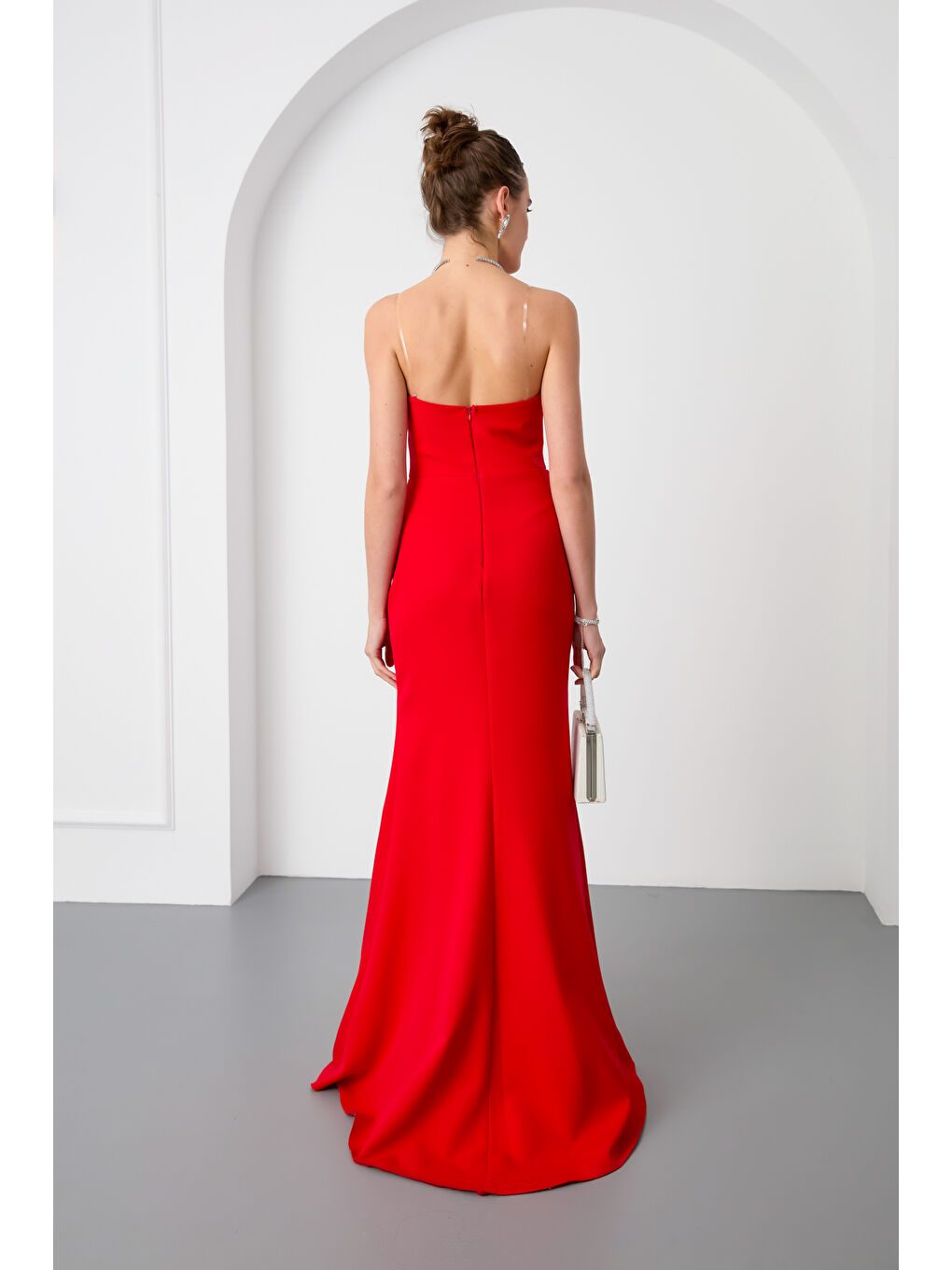 Kadın Kırmızı Kalp Yaka Yırtmaçlı Uzun Balık Abiye Elbise-4