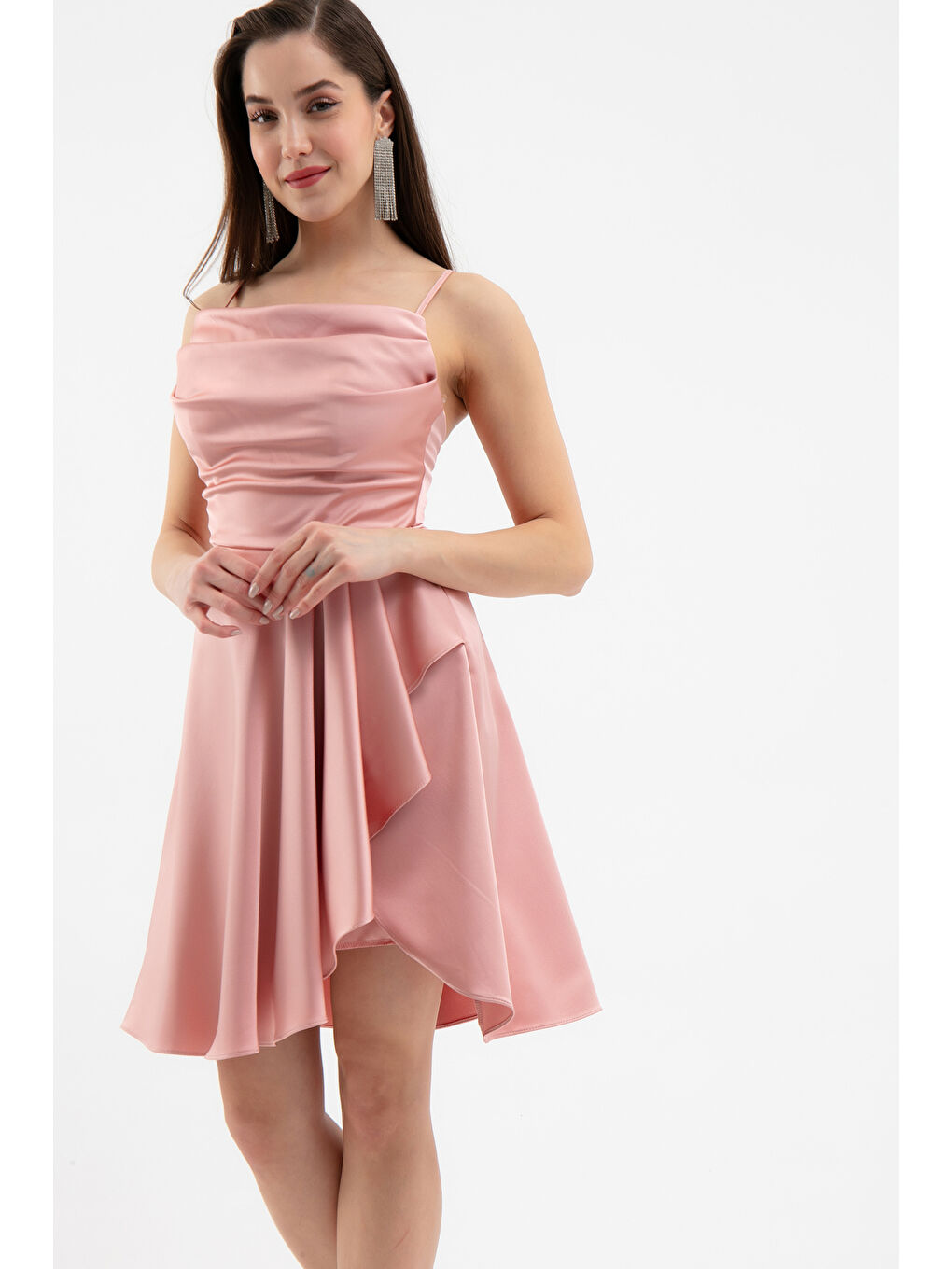 Pembe Kadın Somon Volanlı Yırtmaçlı Kısa Saten Abiye & Mezuniyet Elbisesi-1