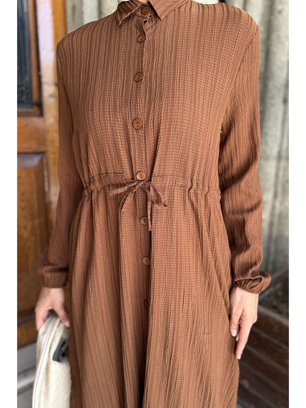 Kahverengi Kendinden Desenli Bel Bağlama Detaylı Tesettür Tunik Pantolon İkili Takım-5