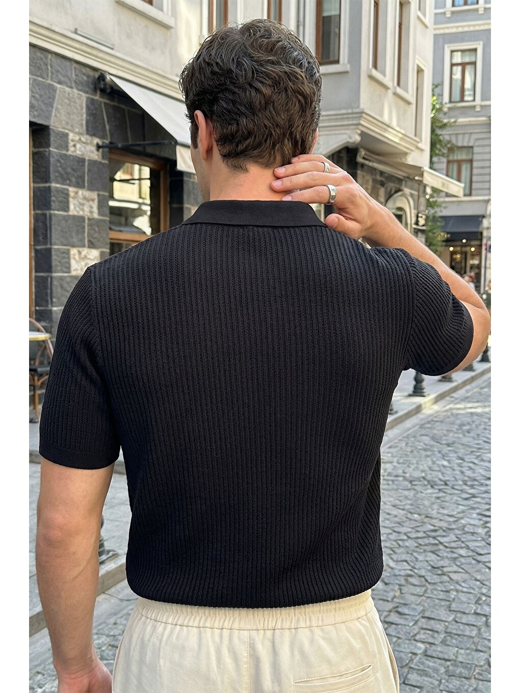 Siyah Bande Regular Fit Erkek Kısa Kol Triko Polo Yaka Dokulu Tişört-2